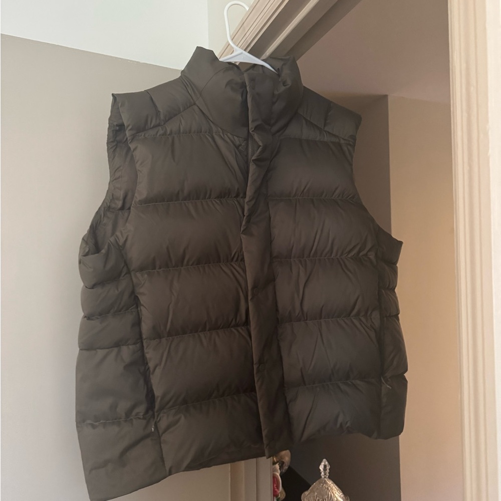 lululemon athletica Dark Olive Puffer Vest